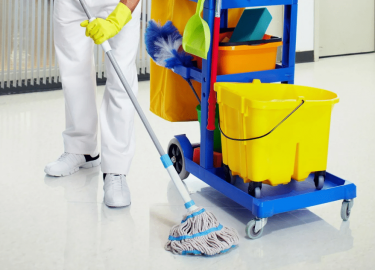 В данной статье мы рассмотрим, как выбрать компанию для клининга коммерческих помещений в Санкт-Петербурге. Вы узнаете о различных услугах, преимущ...