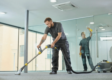 В этой статье мы рассмотрим, что такое премиум клининг в Санкт-Петербурге, как выбрать надежную компанию, какие услуги входят в этот пакет, и почем...